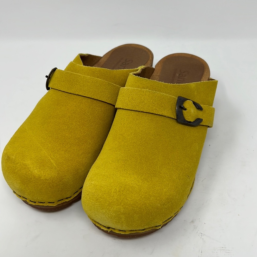 Sanita Wood Clog Shoe Yellow Women's Size 36 US 6 NWOT